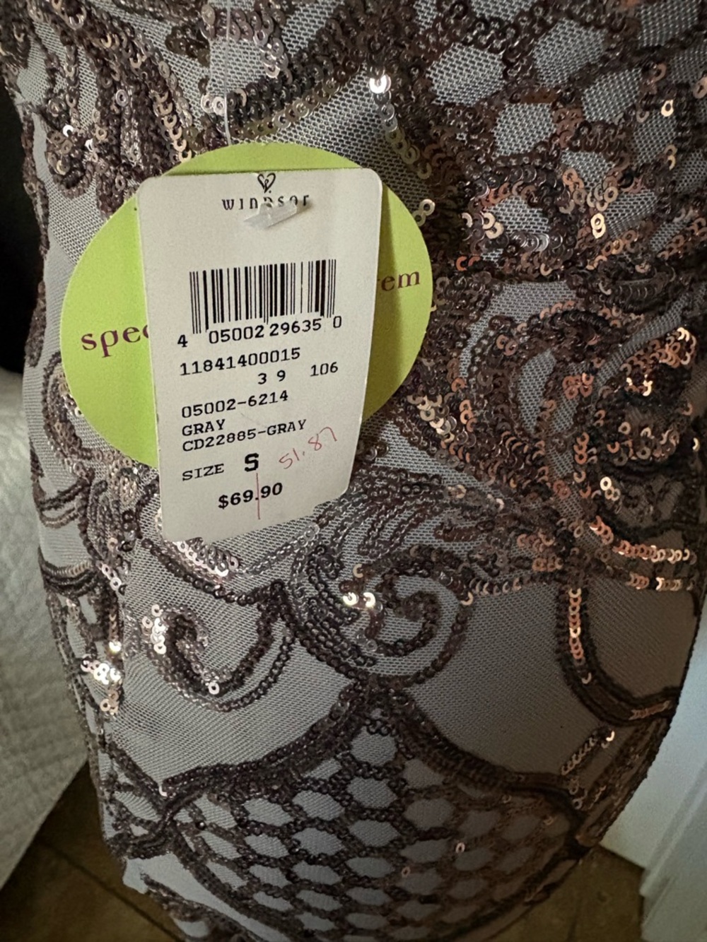 Windsor Silver-Gray Sequin Backless Evening Gown - Picture 4 of 4